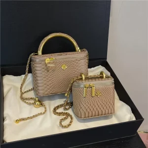 New Light luxury Mini square Bag for Women Summer’s Stylish High end Crocodile pattern Chain Crossbody Bag Zipper Polyester