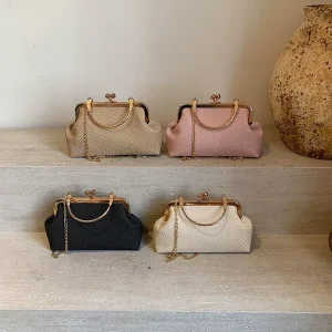 New Popular Women’s Chain Bags Young Lady Fashionable Small Square Bags for Lady