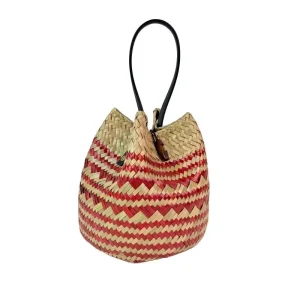 New Spring Hand Held Straw Basket Bag for Weddings Bridesmaid Gifts Favors Handwoven Pastoral Style Hook Closure 15cm Diameter
