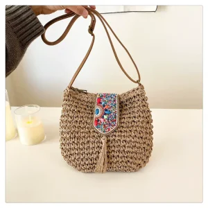 New Style Versatile Straw Bag Ethnic Style Tassel Shoulder Crossbody Bag Seaside Holiday Beach Straw Bag