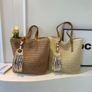 New Style Woven Tassel Pendant Zipper Bucket Straw Bag Stitching Seaside Holiday Travel Shoulder Bag