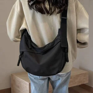 New-style Simple Casual Lightweight Crossbody Bag Women Versatile High-Capacity Trendy College Classroom Zipper Nylon Single