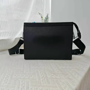 OEM ODM PU Leather Square Crossbody Bags Minimalist Daily Style Custom Logo