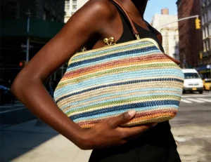 Oversized Natural Straw Woven Kiss lock Clutch Bag Large Capacity Women’s Handbag for Summer Beach Rainbow Straw Bucket Bag