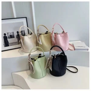 PU Large Capacity Litchi Skin Bucket Travel Big Leather Bags for Women
