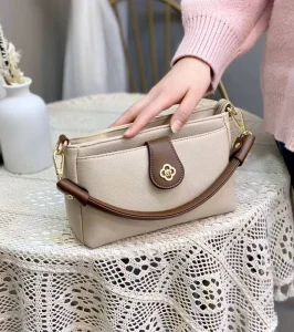 PU Leather Crossbody Messenger Bag Vintage Geometric Flowers Single Strap Women’s Zip Closure Waterproof
