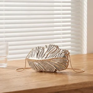Retro Golden Clutch European-American-Style Glossy Three-Dimensional Metallic Evening Bag Magnetic
