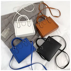 Small Square Chain Women Handbags Chain Strap Messenger Purses Fashion Handbags for Ladies Custom Women Hand Bag