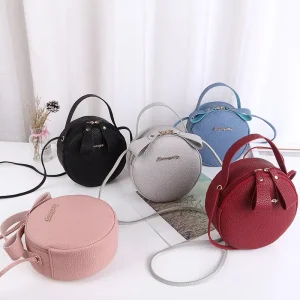 Spring New Design 3 in Round Single Strap Luxury Handheld Waterproof Anti Theft Makeup Bag with Chains for Women Dress Style