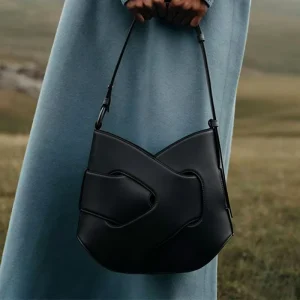 Stylish Twisted French Niche Women’s Shoulder Crossbody Bag Polyester Single Strap All Match Handbag