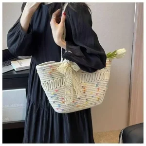 Summer New Women’s Large Capacity Shoulder Bag Hollow Straw Bag Seaside Holiday Beach Bag