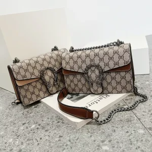 The New Vintage Printed Chain Bag Is Made of PU Material Women’s Style Shoulder Bag.518