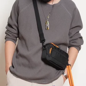 Ultra light Nylon Crossbody Bag Water resistant Small Square Phone Purse Lightweight Handheld Storage Pouch for Card