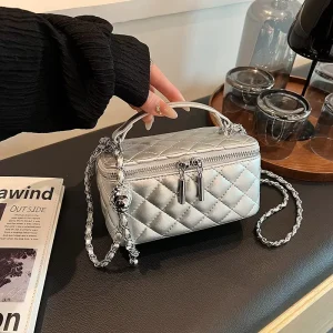 Vintage Diamond Chain PU Medium Square Lady Crossbody Bag Spring New High end Texture Exquisite Fashion Zipper Single