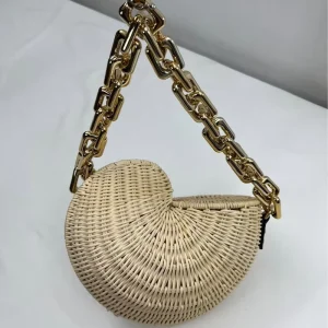 Vintage Luxury Summer Bamboo Straw Bag Single Handle Women’s Designer Conch Shell Shape Shoulder Rattan Bag Thick Chains Brand