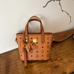 Vintage Style Exquisite Bucket shaped Bag for Women Suitable for Carrying by Hand or Carrying on the Shoulder 8010