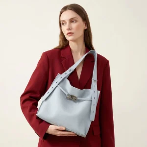 Women’s Fashion Daily Commute Handbag Black Genuine Leather Adjustable Strap Personalized Logo Water Resistant