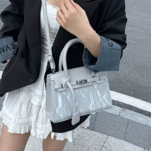 Women’s High end PU Zipper Closure Foldable Waterproof Retro Shoulder Tote Bag Large Capacity Crossbody Bag