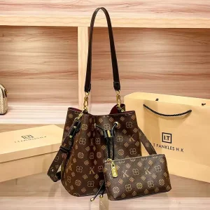 Women’s PVC Clutch Bag Open Closure Shoulder Strap Waterproof 3L+ Capacity Portable Casual Letter