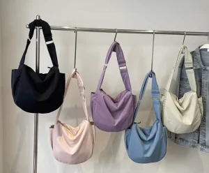 Women’s Portable Nylon Shoulder Sling Bags Fashionable Crossbody Messenger Candy for Winter Outdoor Use