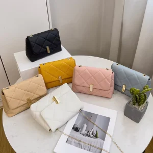Womens Small Square Shoulder Crossbody Bag Chain Strap Quilted Design Zipper Polyester Large Capacity Autumn Winter Handbag