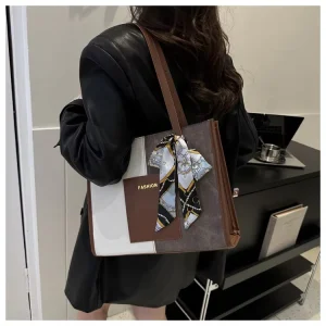 Women’s Tote Bags Lady PU Leather Handbags with Portable Closure Zipper Factory Purses