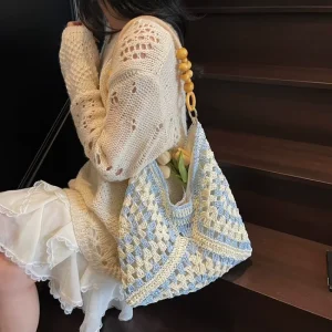 Woven Straw Bag New High Value Large Capacity Women’s Fashionable One Shoulder Wood Bead Casual Bag Polyester