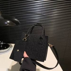 ZY Vintage Luxury Niche High Quality Women’s Fashion Crossbody Bag Stylish Felt Zipper Single Letter Anti Theft Water